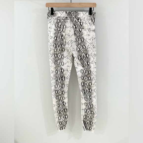 Zara Woman High Waist Snake Print Jeans Gray Size 4 - Picture 8 of 8